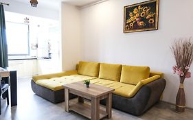 Ddy Apartment